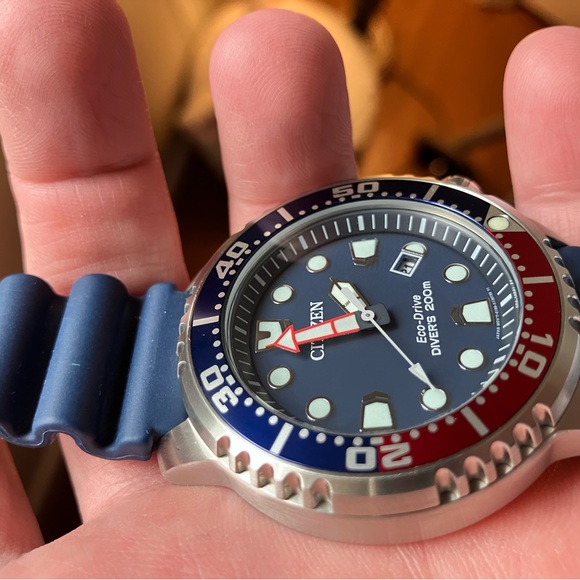 Men’s citizen eco drive 200m diving watch - Picture 5 of 9